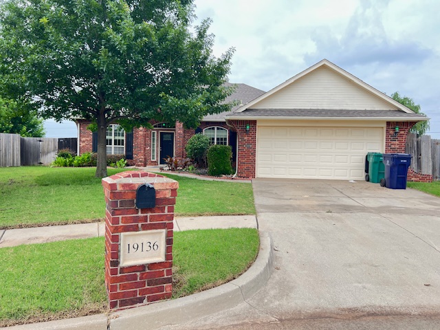 19136 Cottonwood Court